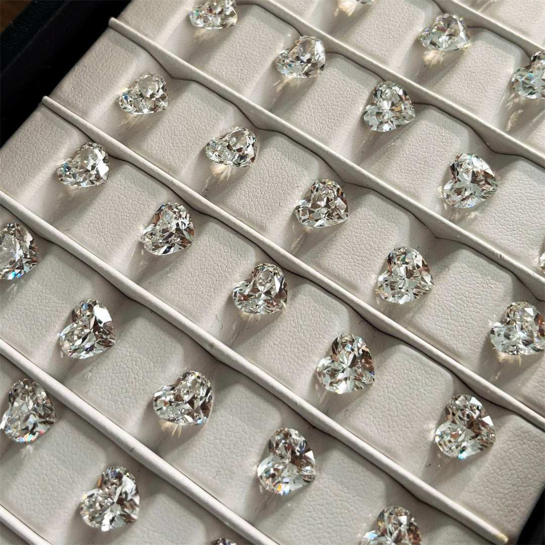 Heart-Shaped Diamond Pendant Necklace - Elegance Redefined