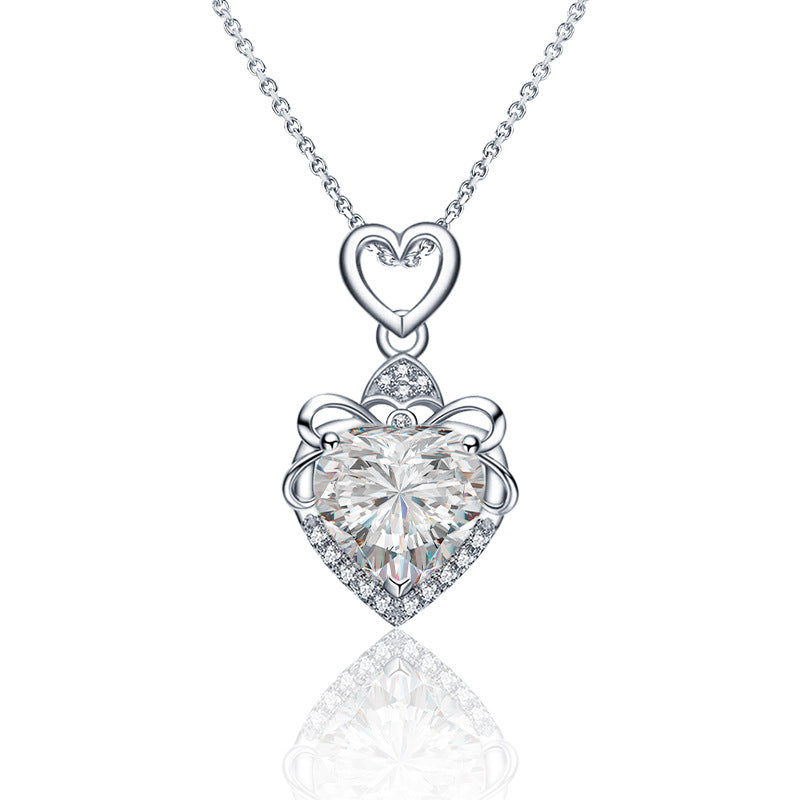 Luxury Moissanite Heart Necklace - Timeless Elegance & Sparkle
