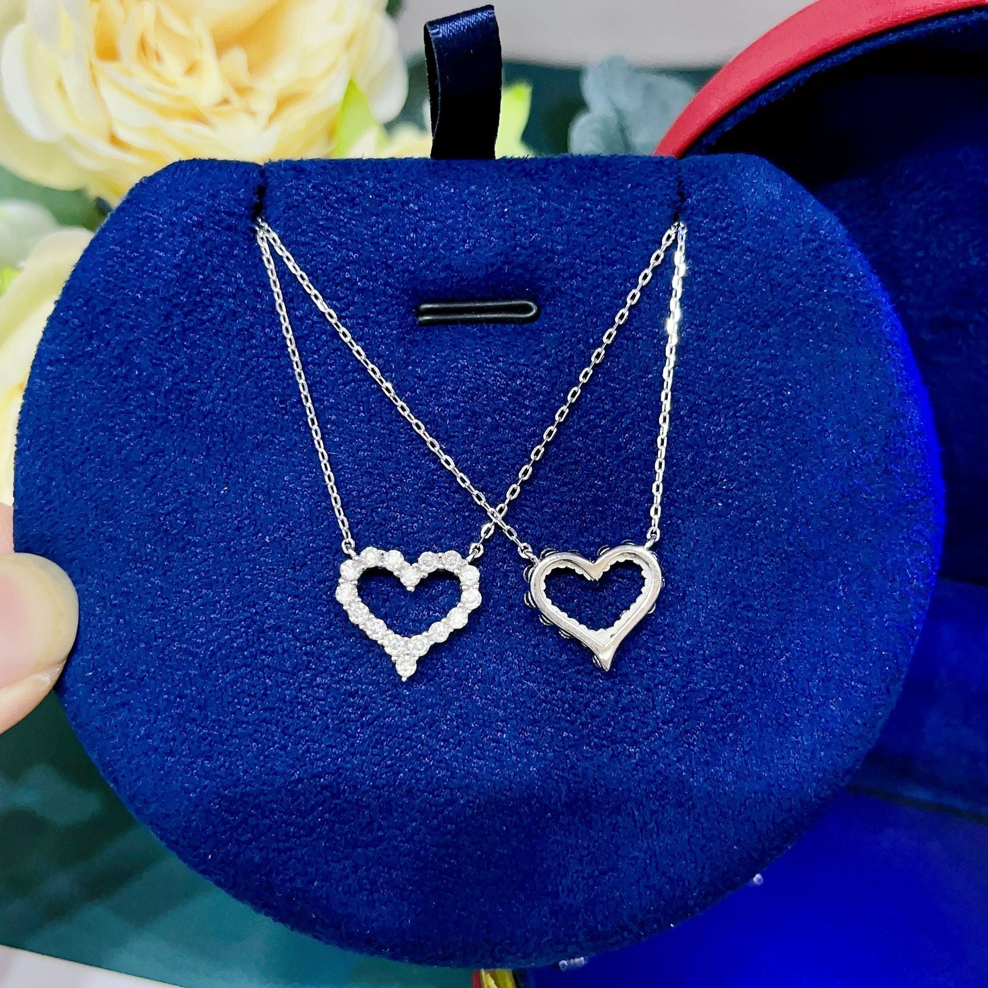 Elegant S925 Sterling Silver Heart Pendant Necklace – Timeless Gift