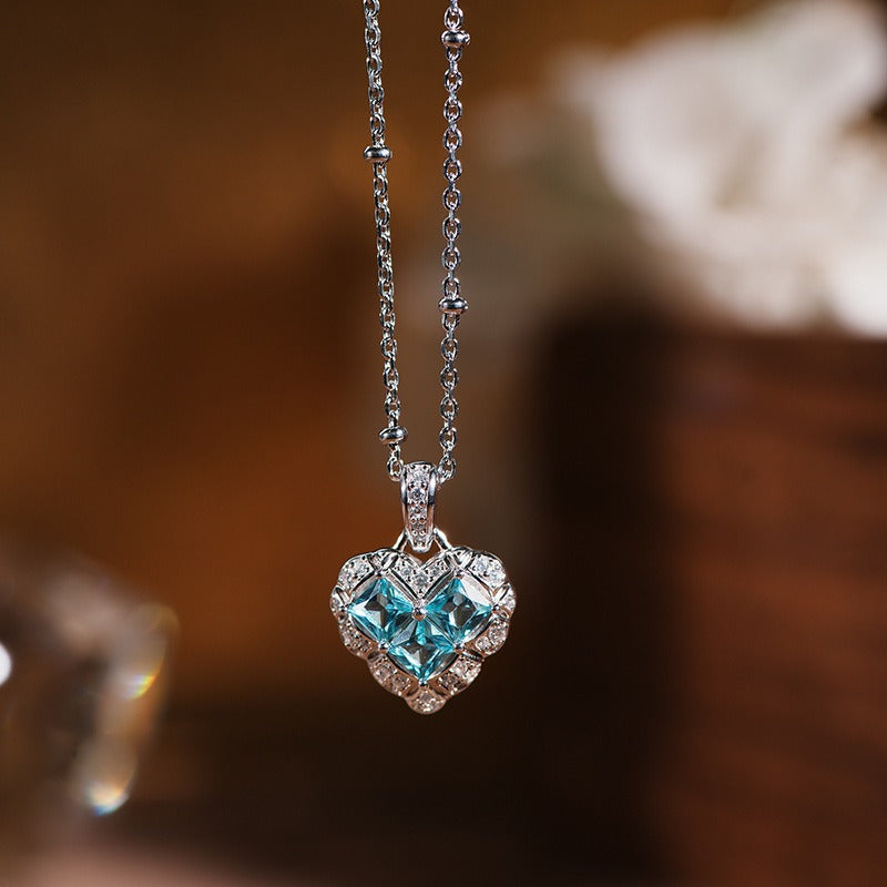 Exquisite Blue Paraiba Heart Pendant – Elegant Gemstone Necklace