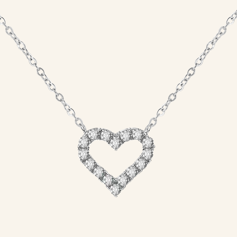Elegant S925 Sterling Silver Heart Pendant Necklace – Timeless Gift