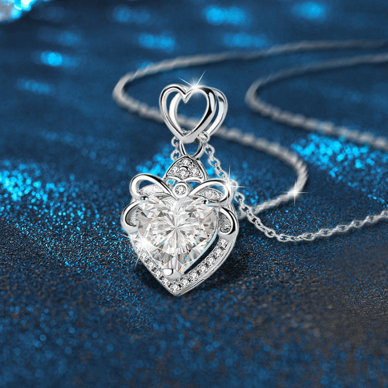 Luxury Moissanite Heart Necklace - Timeless Elegance & Sparkle