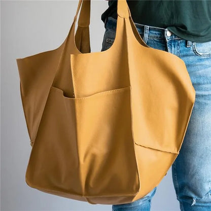 Chic Oversized Leather Tote – Luxurious, Roomy & Versatile